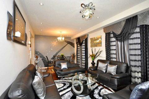 3514 Trilogy Tr, House detached with 5 bedrooms, 4 bathrooms and 4 parking in Mississauga ON | Image 2