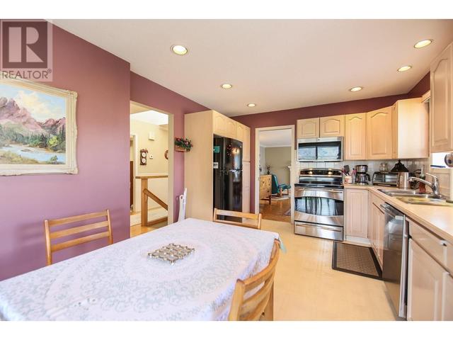 16 Yucca Place, House detached with 4 bedrooms, 3 bathrooms and 3 parking in Osoyoos BC | Image 20