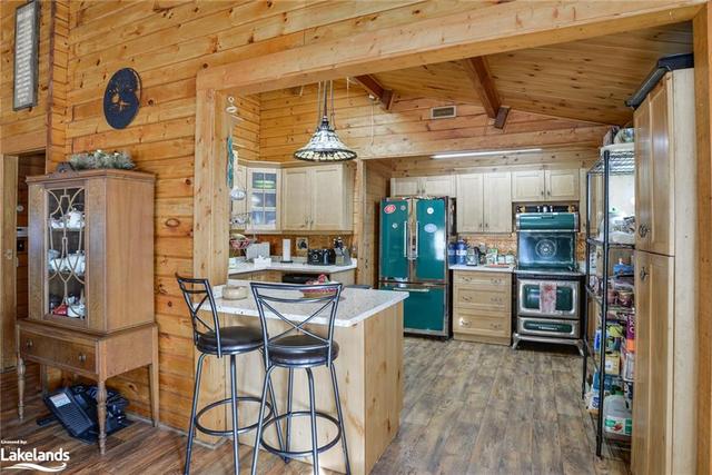 1515 Hwy 11 South, House detached with 4 bedrooms, 4 bathrooms and 10 parking in Gravenhurst ON | Image 45