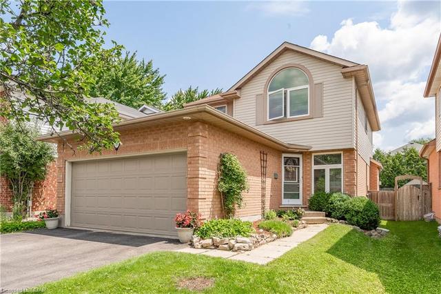 6 Mallard Court, House detached with 4 bedrooms, 3 bathrooms and 4 parking in Guelph ON | Image 1