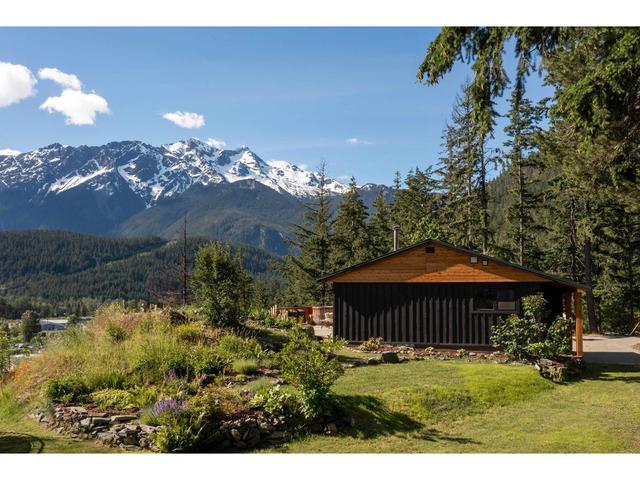 1370 Fernwood Drive, House detached with 2 bedrooms, 1 bathrooms and null parking in Pemberton BC | Card Image