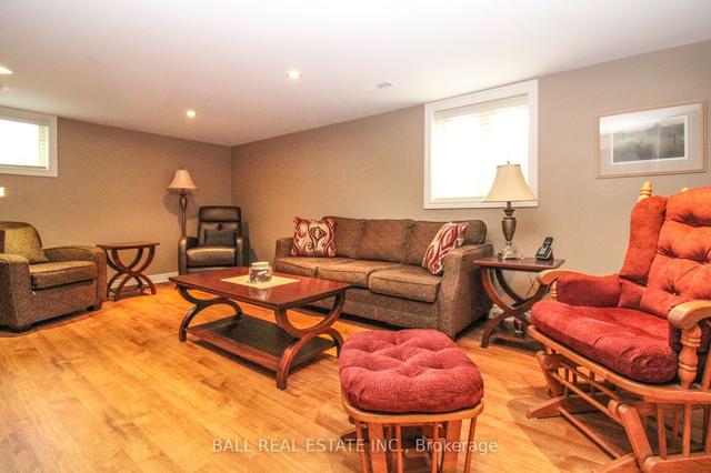 646 Christopher Rd, House detached with 3 bedrooms, 2 bathrooms and 4 parking in Peterborough ON | Image 19