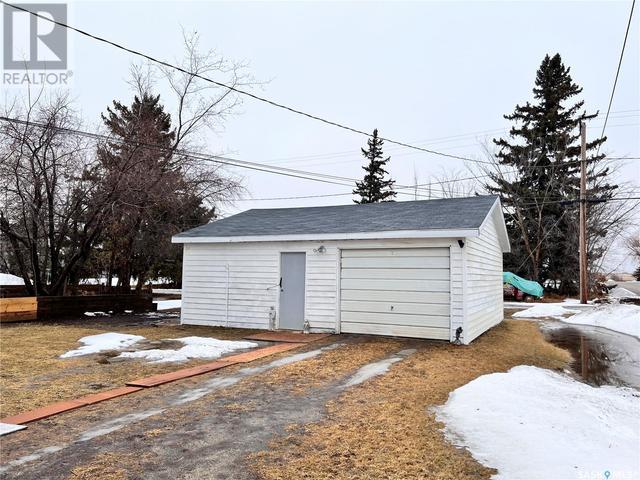 525 1st Avenue, House detached with 3 bedrooms, 1 bathrooms and null parking in Raymore SK | Image 24