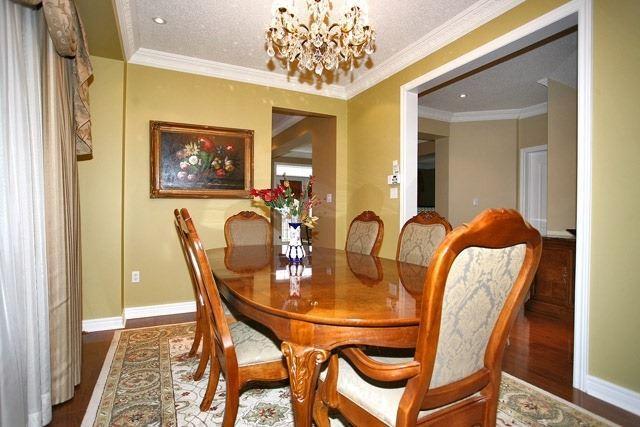 5095 Preservation Circ, House detached with 4 bedrooms, 4 bathrooms and 2 parking in Mississauga ON | Image 9