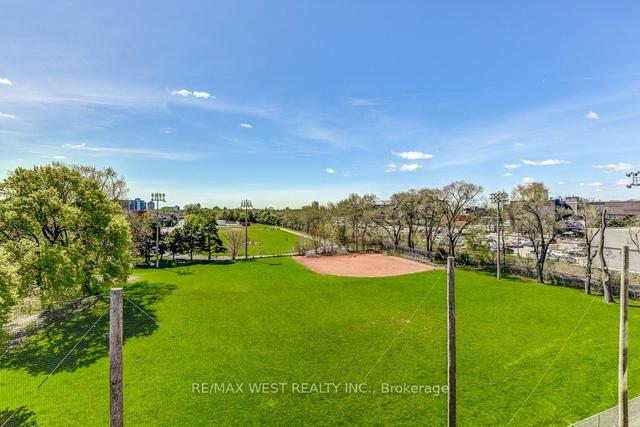 309 - 138 St. Helens Ave, Condo with 1 bedrooms, 1 bathrooms and 1 parking in Toronto ON | Image 16