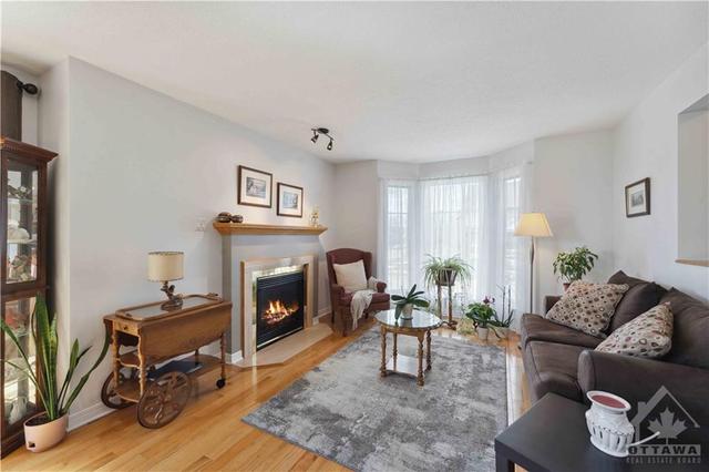 4430 Harper Avenue, House attached with 2 bedrooms, 2 bathrooms and 1 parking in Ottawa ON | Image 2