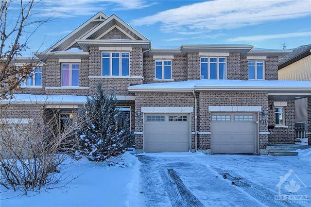 826 Fletcher Circle, Townhouse with 3 bedrooms, 3 bathrooms and 3 parking in Ottawa ON | Image 1
