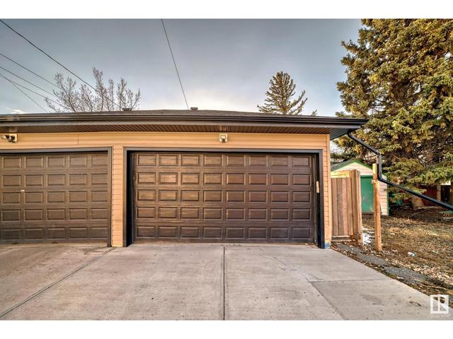 10241 146 St Nw, House semidetached with 4 bedrooms, 3 bathrooms and null parking in Edmonton AB | Image 48