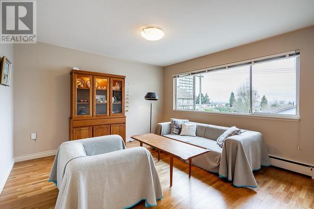 301 - 550 N Esmond Avenue, Condo with 3 bedrooms, 2 bathrooms and 1 parking in Burnaby BC | Image 18