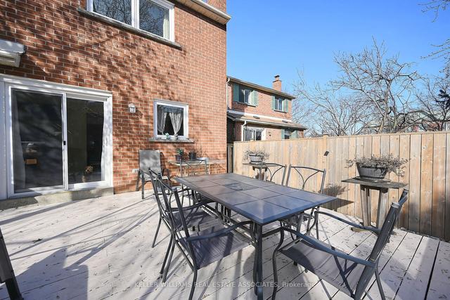 2122 Bosack Crt, House detached with 3 bedrooms, 4 bathrooms and 6 parking in Mississauga ON | Image 31