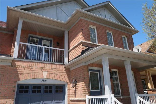 3297 Camberwell Dr, House semidetached with 3 bedrooms, 3 bathrooms and 1 parking in Mississauga ON | Image 2