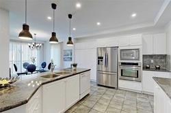 69 Boxwood Cres, House detached with 4 bedrooms, 4 bathrooms and 5 parking in Markham ON | Image 9