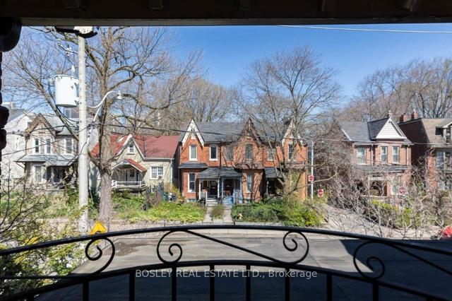 29 Spruce St, House semidetached with 3 bedrooms, 3 bathrooms and 1 parking in Toronto ON | Image 12