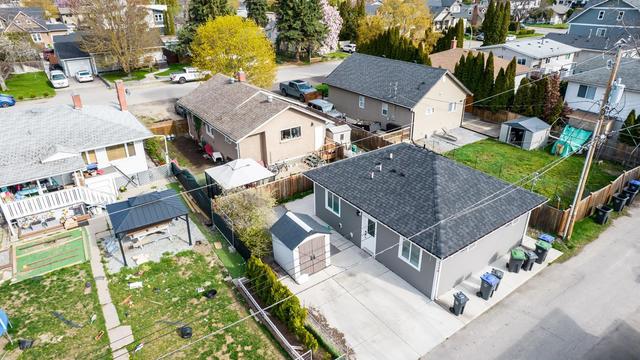 2238 - 2240 Aberdeen Street, House detached with 4 bedrooms, 2 bathrooms and 4 parking in Kelowna BC | Image 24