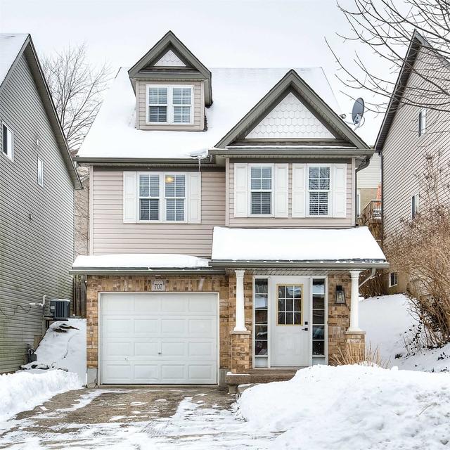 707 Black Cherry St, House detached with 3 bedrooms, 2 bathrooms and 2 parking in Waterloo ON | Image 32