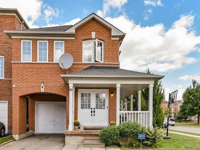 47 Caranci Cres, House detached with 3 bedrooms, 3 bathrooms and 4 parking in Brampton ON | Image 1