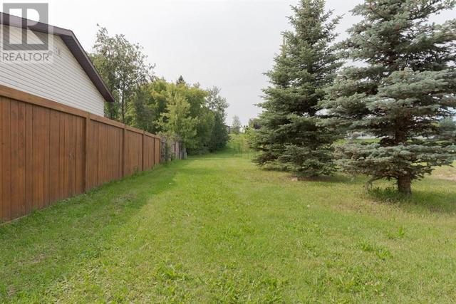34 Birch Road, House detached with 5 bedrooms, 2 bathrooms and 6 parking in Wood Buffalo AB | Image 45
