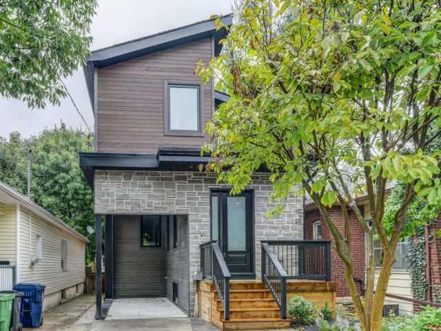261 Bingham Ave, House detached with 3 bedrooms, 4 bathrooms and 1 parking in Toronto ON | Image 1