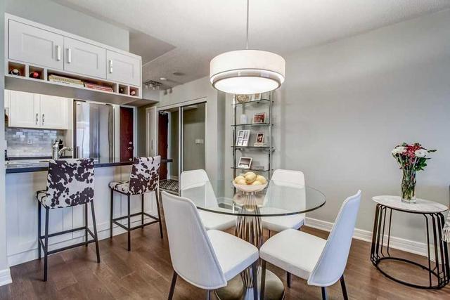 1702 - 16 Harrison Garden Blvd, Condo with 2 bedrooms, 2 bathrooms and 1 parking in Toronto ON | Image 6