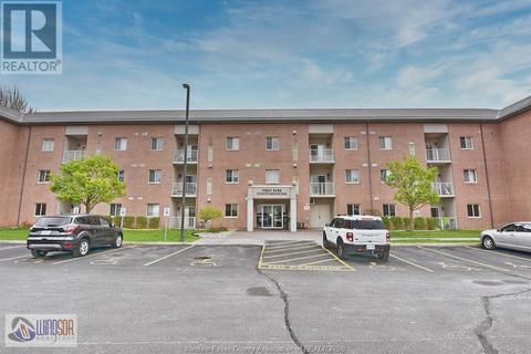 309 - 4500 Ypres, Condo with 2 bedrooms, 2 bathrooms and null parking in Windsor ON | Card Image