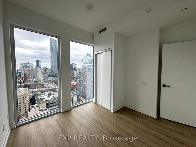 2603 - 319 Jarvis St, Condo with 1 bedrooms, 1 bathrooms and 0 parking in Toronto ON | Image 2