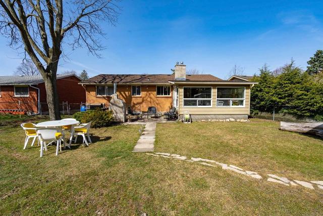 60 Thorndale Dr, House detached with 3 bedrooms, 2 bathrooms and 3 parking in Waterloo ON | Image 31