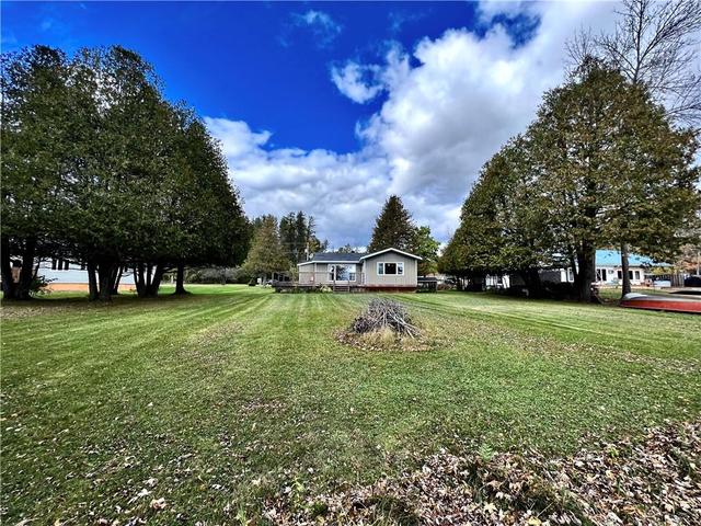 35 Columbine Lane, House detached with 3 bedrooms, 1 bathrooms and 4 parking in North Algona Wilberforce ON | Image 30