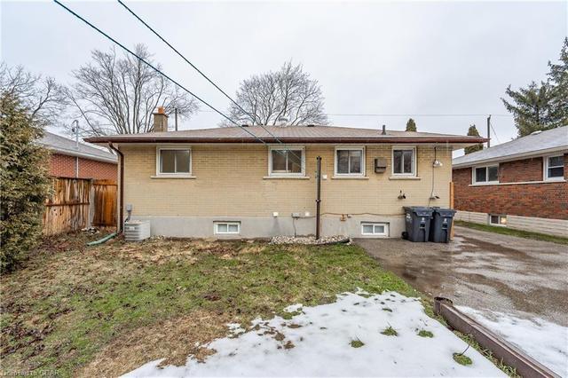 62 William Street, House detached with 4 bedrooms, 2 bathrooms and 3 parking in Guelph ON | Image 41