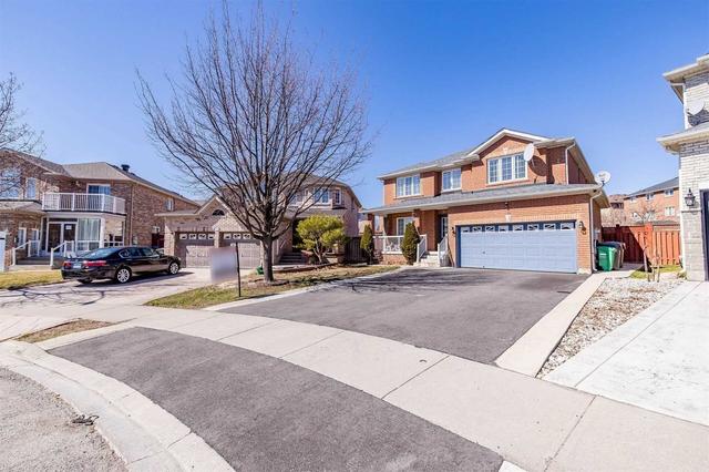 14 Yuile Crt, House detached with 5 bedrooms, 5 bathrooms and 8 parking in Brampton ON | Image 1