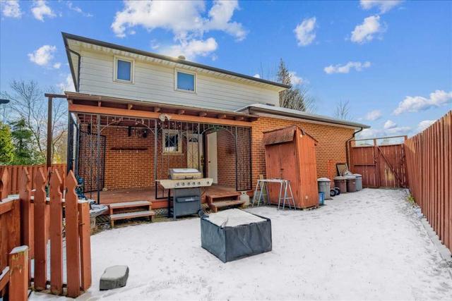 1399 Sarcee St, House detached with 3 bedrooms, 2 bathrooms and 5 parking in Oshawa ON | Image 22
