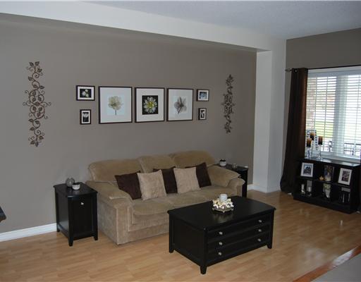 97 Mcintyre Dr, House detached with 4 bedrooms, 3 bathrooms and null parking in Barrie ON | Image 3