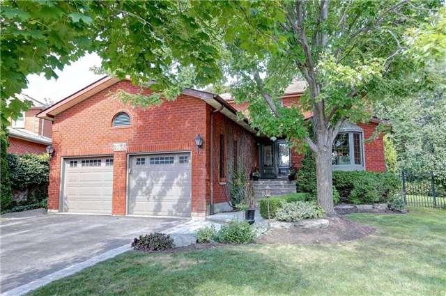 2733 Ashridge Pl, House detached with 4 bedrooms, 3 bathrooms and 4 parking in Oakville ON | Image 2