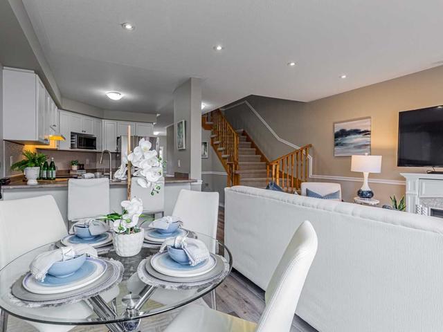 52 Beer Cres, House attached with 3 bedrooms, 2 bathrooms and 2 parking in Ajax ON | Image 27
