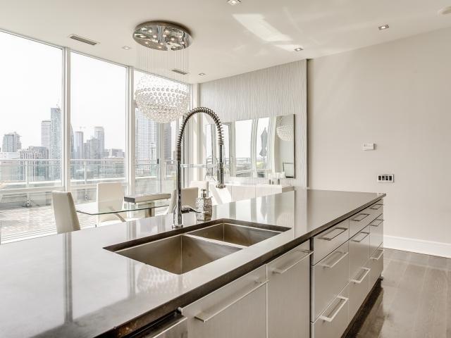 Sph#101 - 112 George St, Condo with 2 bedrooms, 3 bathrooms and 2 parking in Toronto ON | Image 7