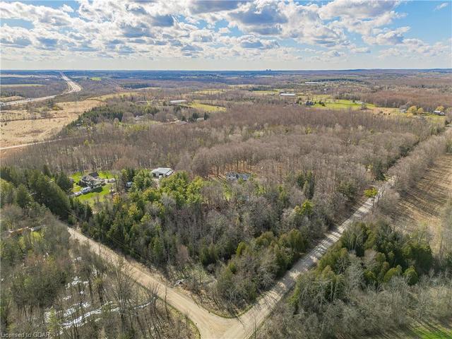 4098 Darkwood Road Road, House detached with 3 bedrooms, 2 bathrooms and 12 parking in Puslinch ON | Image 21