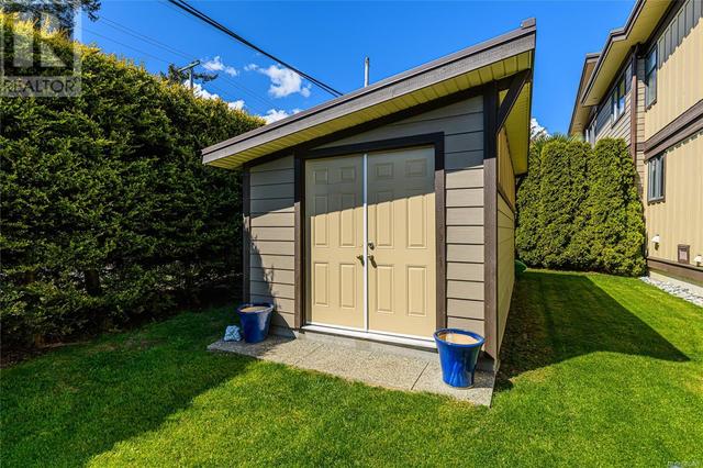 10364 Allbay Rd, House detached with 4 bedrooms, 3 bathrooms and 6 parking in Sidney BC | Image 32