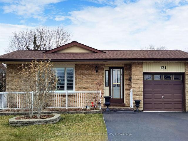 131 St Jerome Cres, House detached with 3 bedrooms, 2 bathrooms and 3 parking in Kitchener ON | Image 1