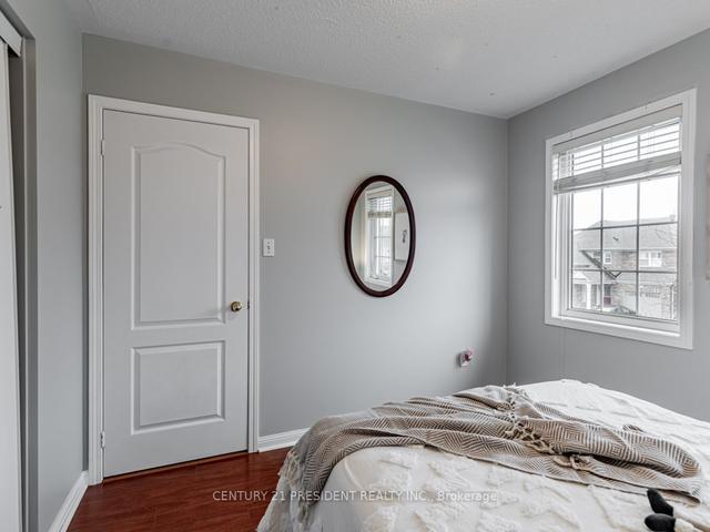 49 Wharnsby Dr, House detached with 4 bedrooms, 4 bathrooms and 6 parking in Toronto ON | Image 21
