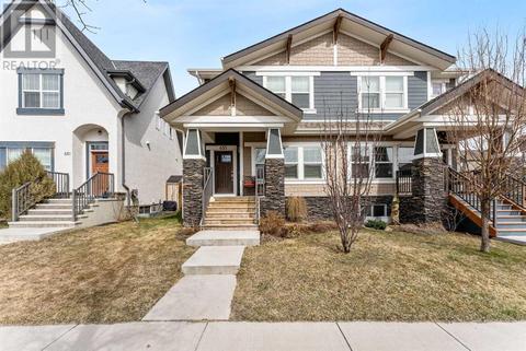 655 Mahogany Boulevard Se, House semidetached with 4 bedrooms, 3 bathrooms and 2 parking in Calgary AB | Card Image