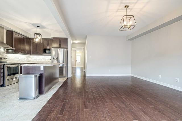 51 Decast Cres, House attached with 4 bedrooms, 3 bathrooms and 2 parking in Markham ON | Image 14