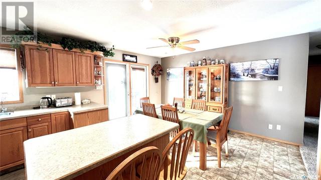 800 Mckenzie Street N, House detached with 5 bedrooms, 3 bathrooms and null parking in Outlook SK | Image 14