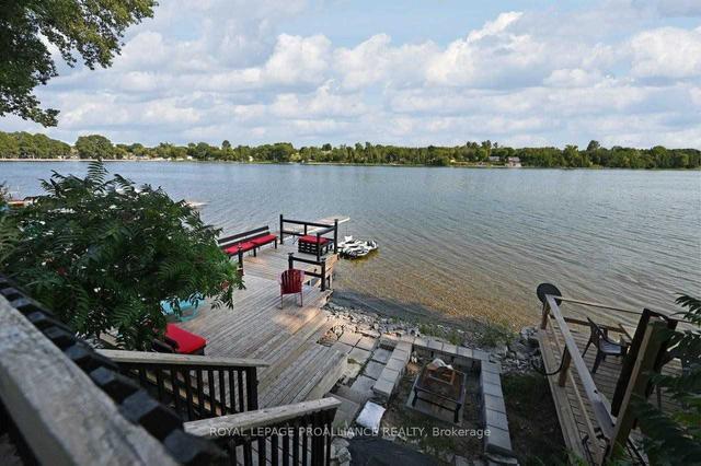 486 cty 18   91 Cherry Beach Lane, Home with 3 bedrooms, 1 bathrooms and 2 parking in Prince Edward County ON | Image 9