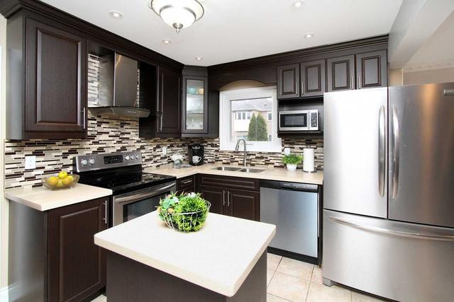58 Grover Dr, House detached with 4 bedrooms, 4 bathrooms and 4 parking in Toronto ON | Image 30
