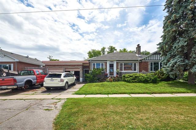 301 Elgin St W, House detached with 3 bedrooms, 2 bathrooms and 5 parking in Oshawa ON | Image 26