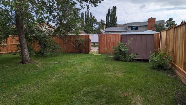 6715 40 Avenue, House detached with 4 bedrooms, 2 bathrooms and 2 parking in Edmonton AB | Image 8