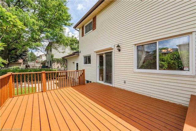 145 Kortright Rd W, House detached with 3 bedrooms, 2 bathrooms and 3 parking in Guelph ON | Image 33