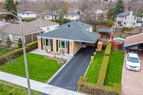 60 Sonneck Sq, House detached with 3 bedrooms, 3 bathrooms and 2 parking in Toronto ON | Card Image