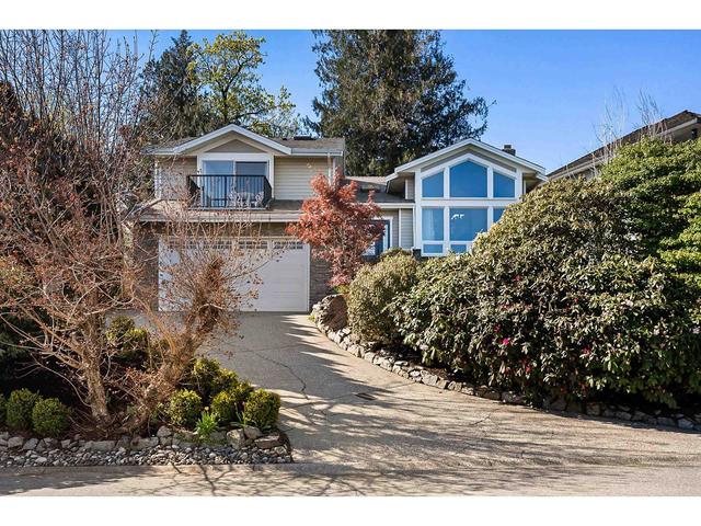36071 Southridge Place, House detached with 4 bedrooms, 3 bathrooms and 6 parking in Abbotsford BC | Image 1