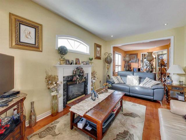 85 Lio Ave, House detached with 4 bedrooms, 4 bathrooms and 6 parking in Vaughan ON | Image 40