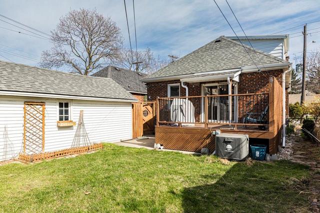 1666 King Street E, House detached with 4 bedrooms, 2 bathrooms and 3 parking in Hamilton ON | Image 49